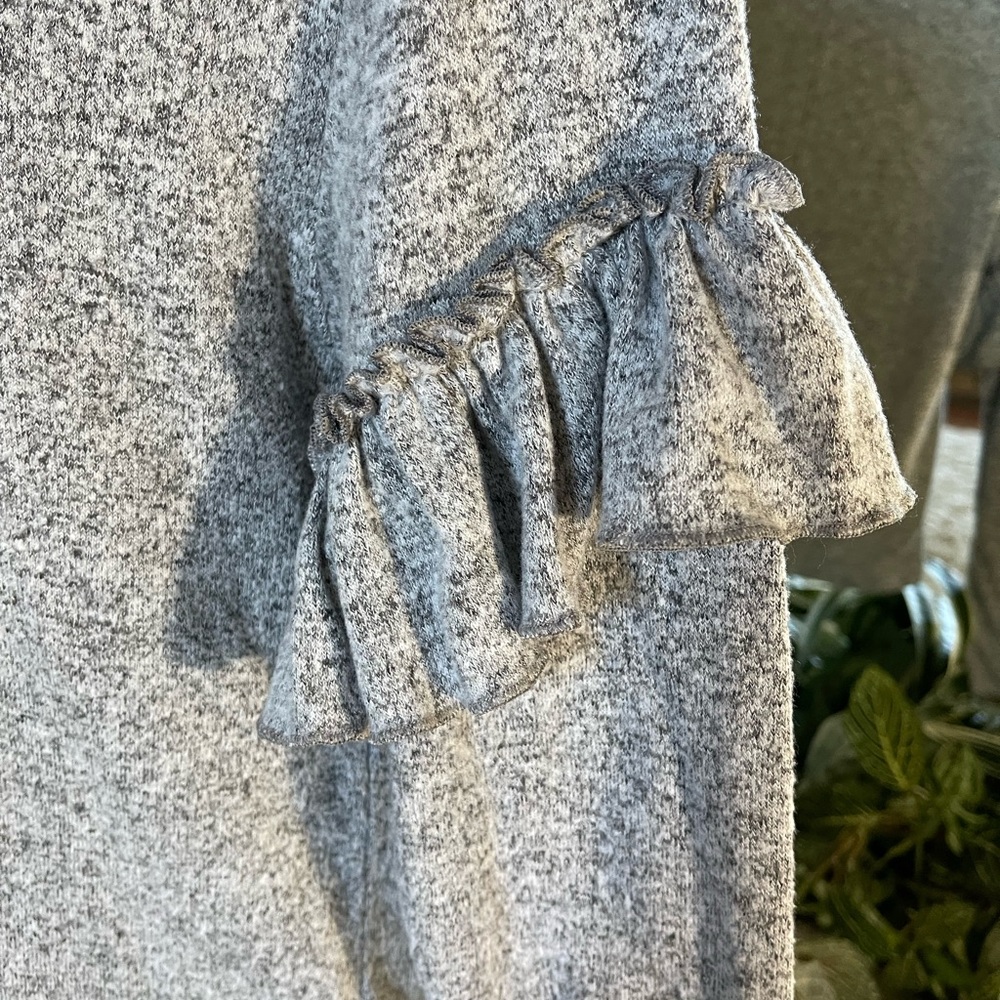 WHBM Ruffle Sleeve Grey Sweater - Picture 3 of 4